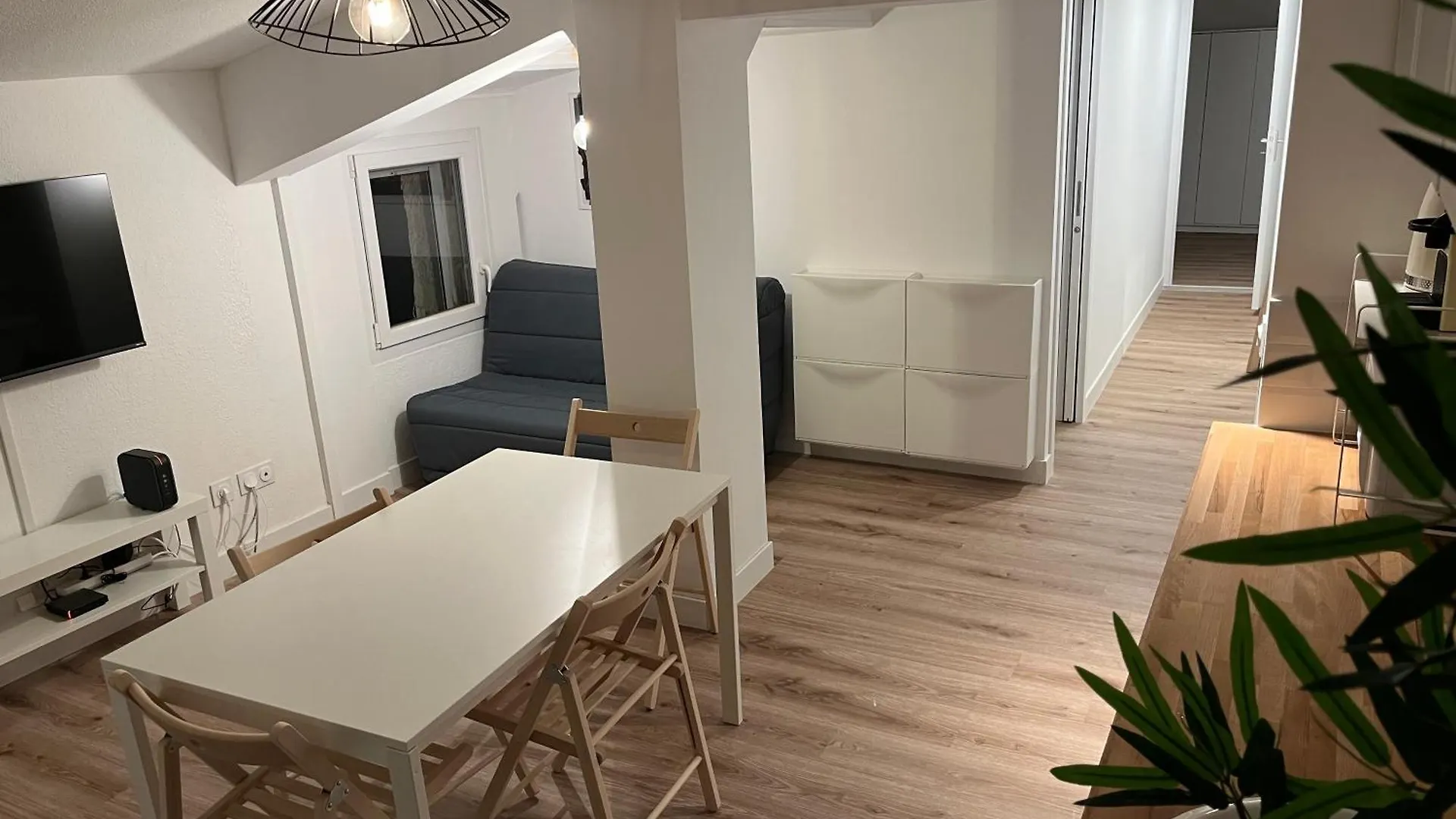Appartement T3 Independant La Garde  France